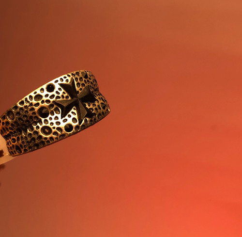 انگشتر مردانه رنگ ثابت|انگشتر طرح سیاه قلم|انگشتر پسرانه|انگشتر نقره ای|انگشتر وارداتی