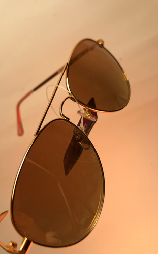 عینک آفتابی اصلی اورجینال خارجی|عینک آفتابی uv 400 اورجینال|عینک آفتابی اصلی اروپایی برند|عینک شیشه رنگی |عینک استوک اروپایی|عینک خاص دسته رنگی