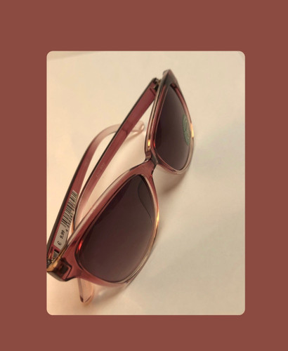 عینک آفتابی دخترانه اصلی اورجینال خارجی|عینک آفتابی uv 400 اورجینال|عینک آفتابی اصلی اروپایی برند|عینک پینترستی|عینک استوک اروپایی|عینک آلمانی|عینک صورتی|عینک فریم صورتی پاستیلی|دسته صورتی