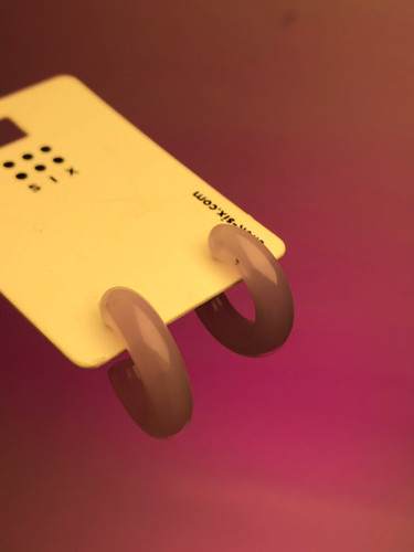 گوشواره دخترانه کیوت|گوشواره آبرنگی یاسی|گوشواره یاسی|گوشواره نیم حلقه یاسی|گوشواره یاسی پاستیلی پینترستی