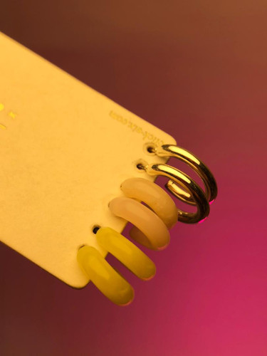 پک گوشواره دخترانه کیوت|گوشواره آبرنگی زرد|گوشواره پکی نیم حلقه زرد|گوشواره گلبهی پاستیلی پینترستی